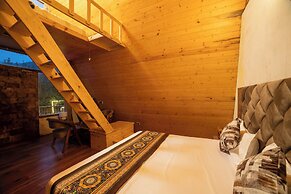 Mudras Grove Resort