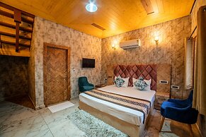 Mudras Grove Resort