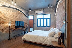 House of Machine Boutique Hotel