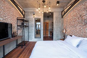 House of Machine Boutique Hotel