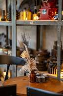 House of Machine Boutique Hotel