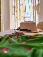 Abelia Hotel