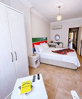 Abelia Hotel