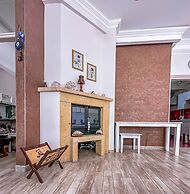 Abelia Hotel