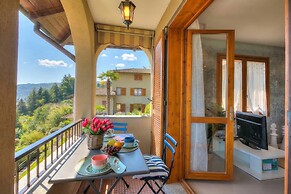 Pandora Lake View Stresa