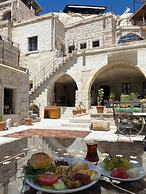 Escape Cave Suites