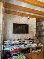 Escape Cave Suites