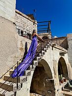 Escape Cave Suites