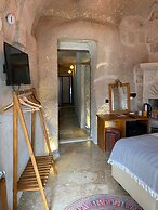 Escape Cave Suites