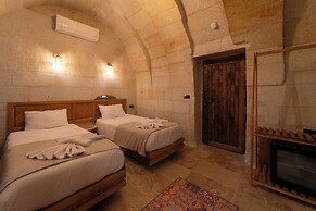 Escape Cave Suites