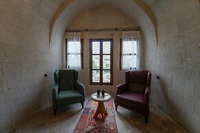 Escape Cave Suites