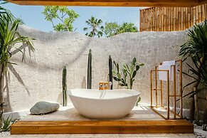 Canggutopia by Alfred in Bali