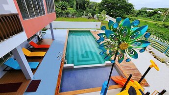 Ocean Heart Hotel