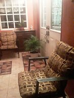 Derick's Inn