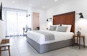 HOTEL VISTA LAGO