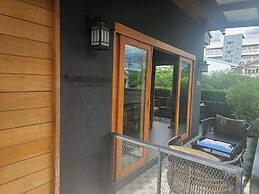 The Lantern Suites