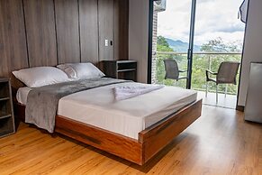 Guayupes Hotel de Aventura