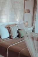 NIKEN BEACHFRONT HOTEL