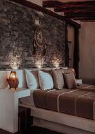 NIKEN BEACHFRONT HOTEL