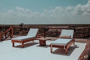 NIKEN BEACHFRONT HOTEL