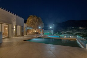 Lily Rock Villa
