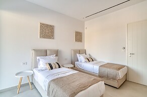 Lily Rock Villa
