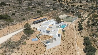 Lily Rock Villa