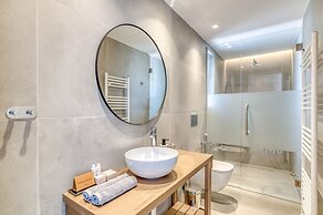 Lily Rock Villa