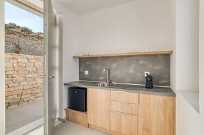 Lily Rock Villa