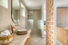 Lily Rock Villa