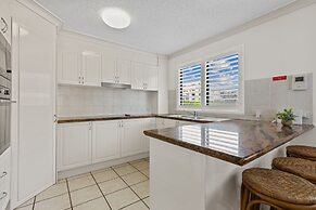 Riverdance Apt 8