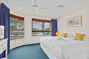 Riverdance Apt 8