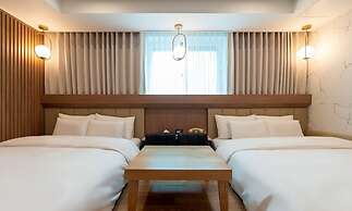 Jecheon Hound Hotel