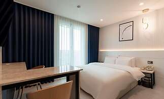 Jecheon Hound Hotel