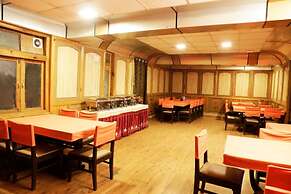 Hotel Aroma Nainital