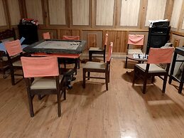 Hotel Aroma Nainital