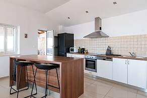 Zenith Apartment by DuHomes