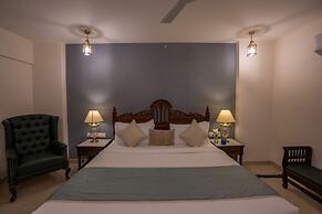 35 Sahakar Suites