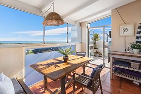 Big Bay Beach Club 37