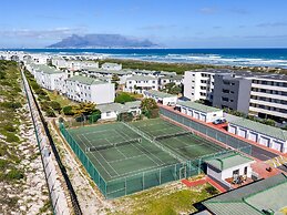 Big Bay Beach Club 37