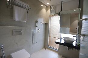 Pondy Heights - Suites and Studios