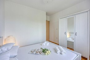 Apartment Good Life