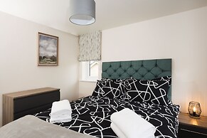 Peak District New Modern Cottage in Buxton