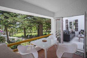 Charming Apartment With Garden Views in Luz
