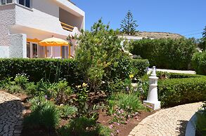 Charming Apartment With Garden Views in Luz