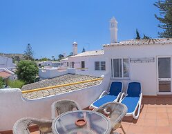 Charming Apartment With Garden Views in Luz