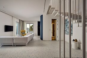 Helius Villas