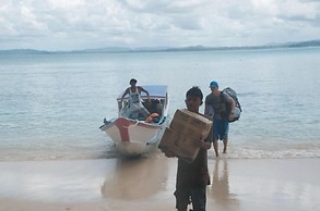 Nyang Ebay Surf Camp