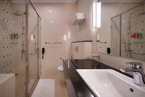 Orion City Hotel