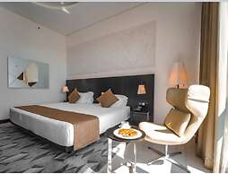 Orion City Hotel
